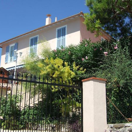 Studio Les Murs Vence Bagian luar foto