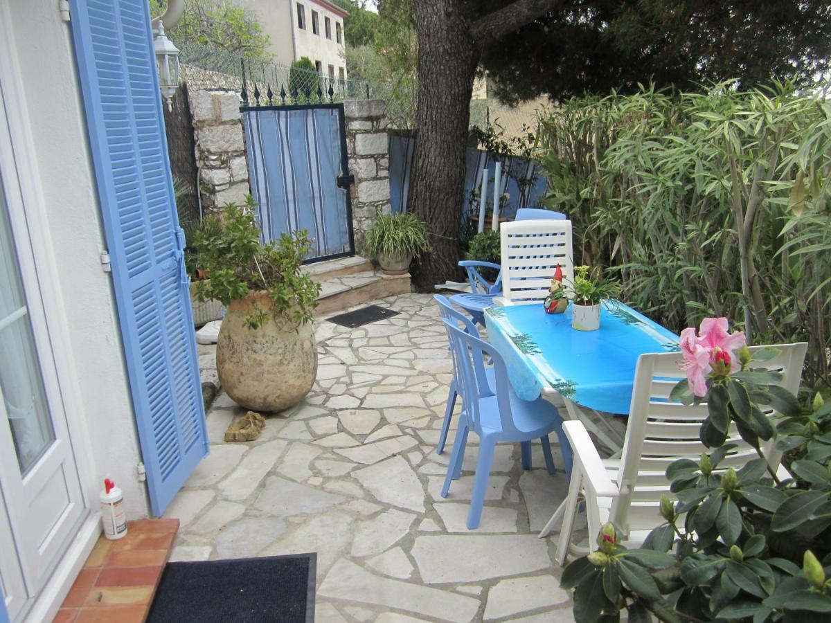 Studio Les Murs Vence Bagian luar foto
